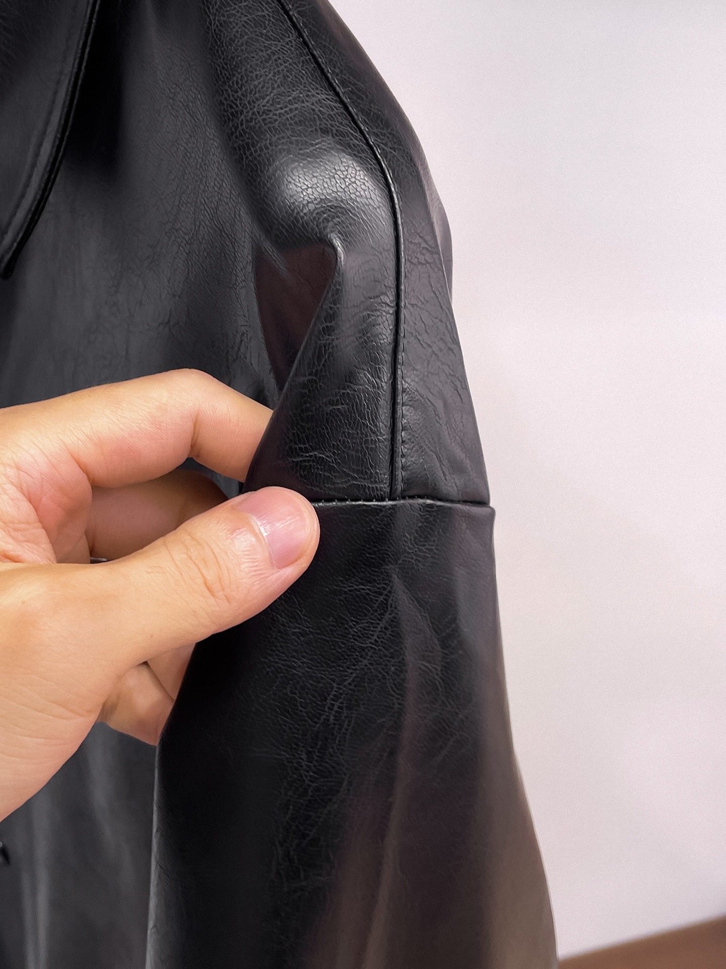 PRADA秋冬新作 トライアングルロゴ レザージャケット メンズMONCLER