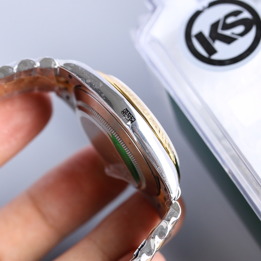 NEW 2024 ロレックス デイトジャスト 36mm 126233 マザーオブパール ダイヤモンドダイヤルRolex