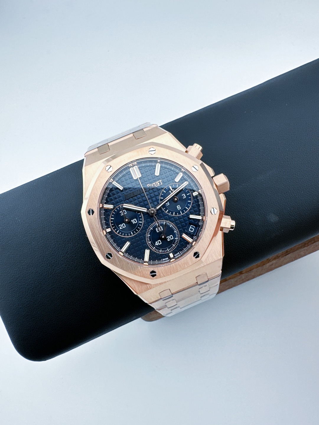 Audemars Piguet APオーデマピゲ ロイヤルオーク オフショア メンズ スポーツウォッチ ブルー