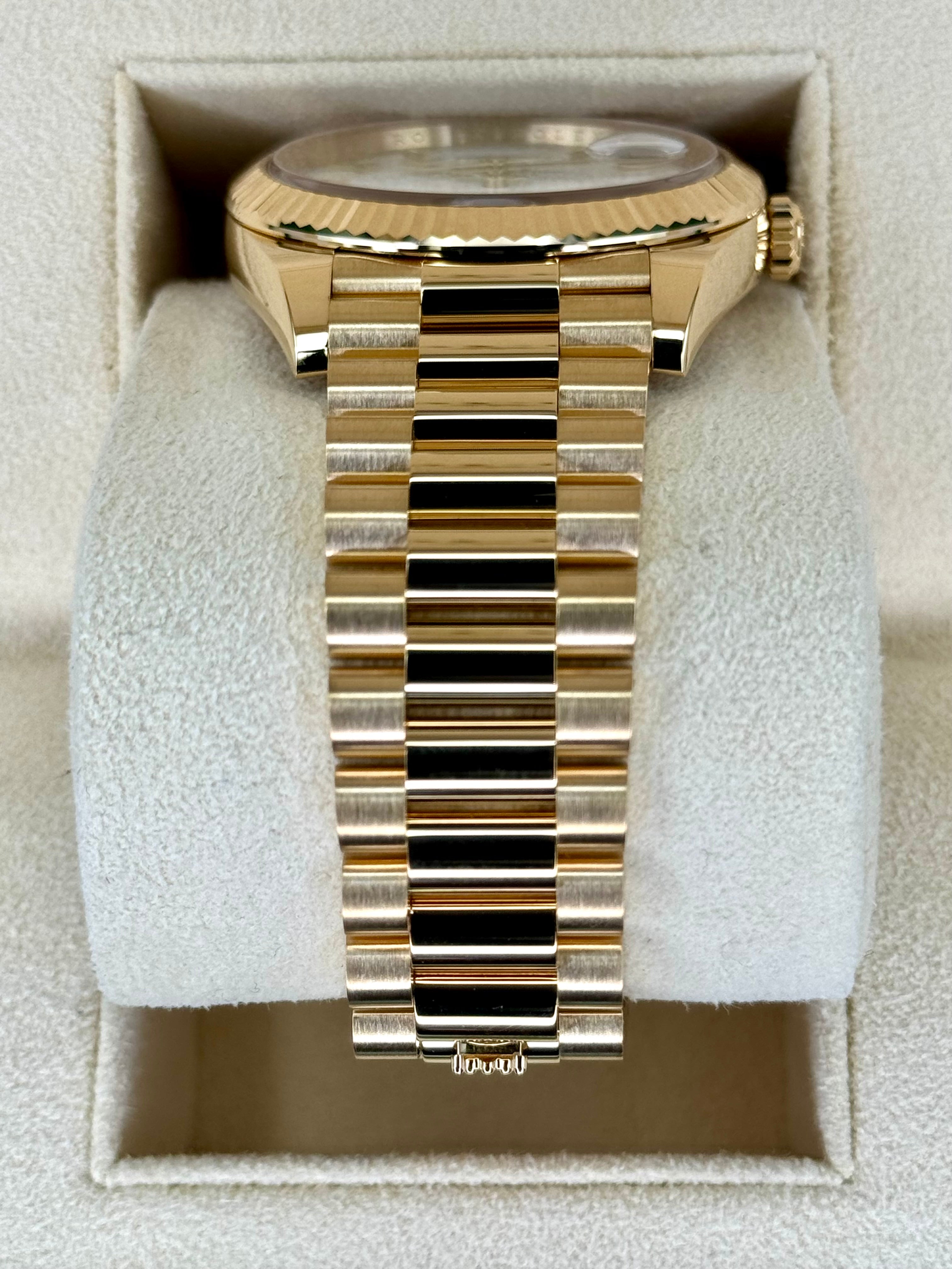 2022 ロレックス デイデイト 40mm 228238 プレジデンシャル ホワイトダイヤル