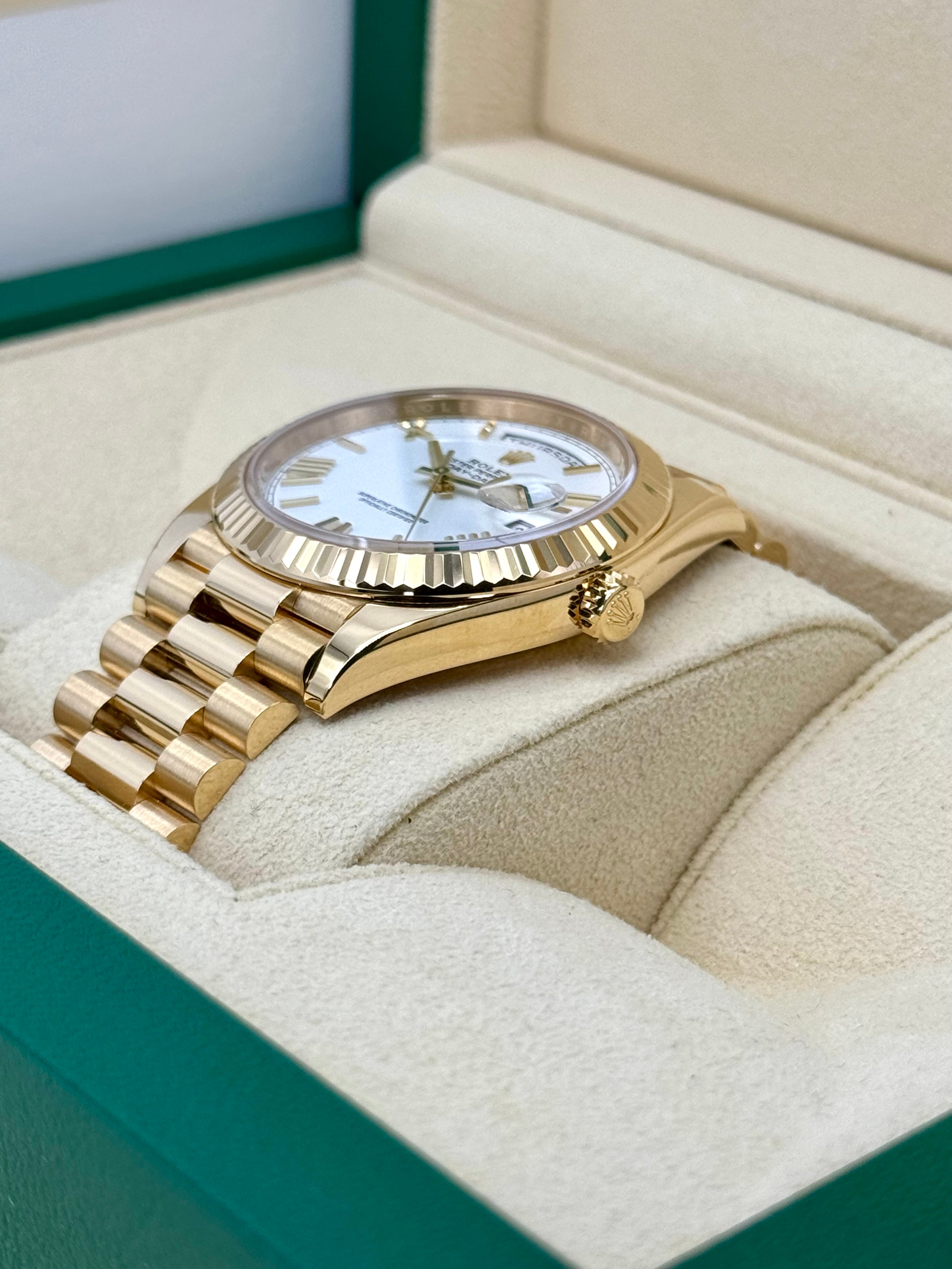 2022 ロレックス デイデイト 40mm 228238 プレジデンシャル ホワイトダイヤル