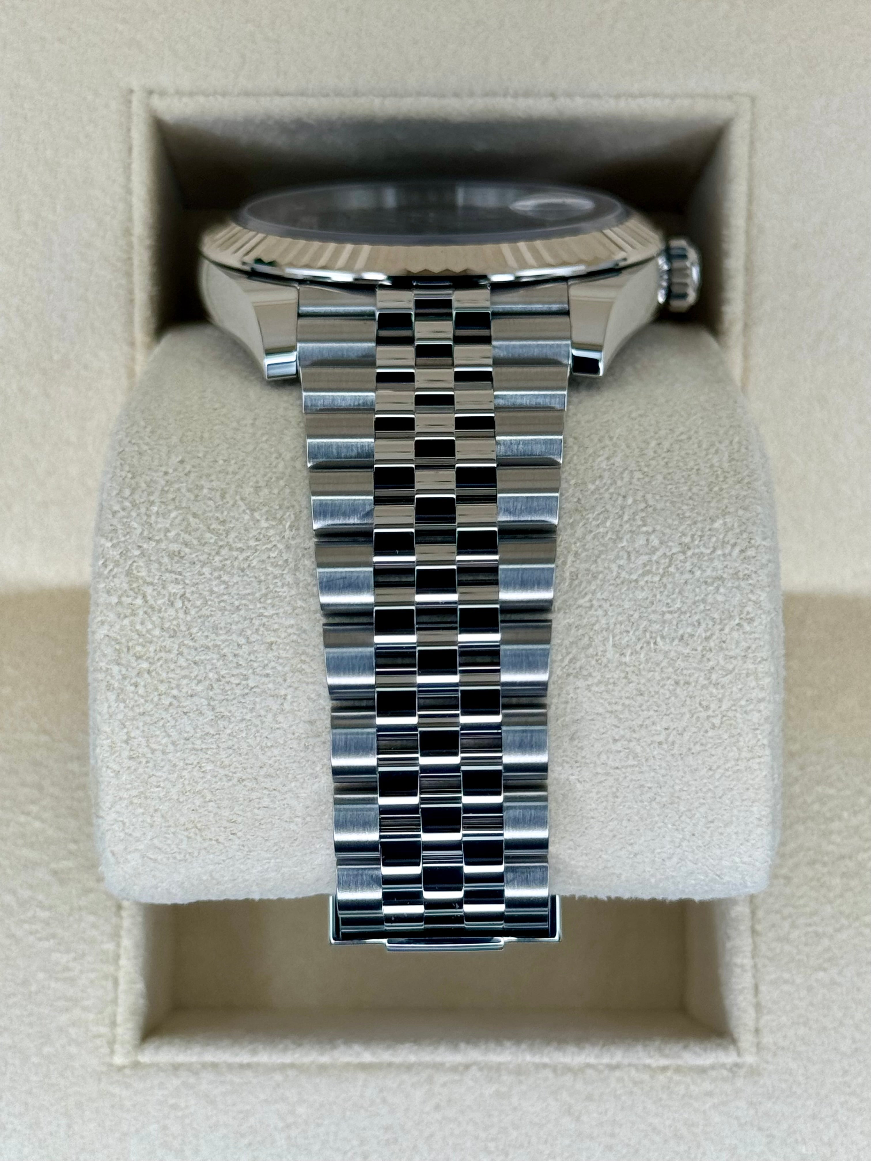 NEW 2025 ロレックス デイトジャスト 41mm 126334 ジュビリーブラックダイヤダイヤル