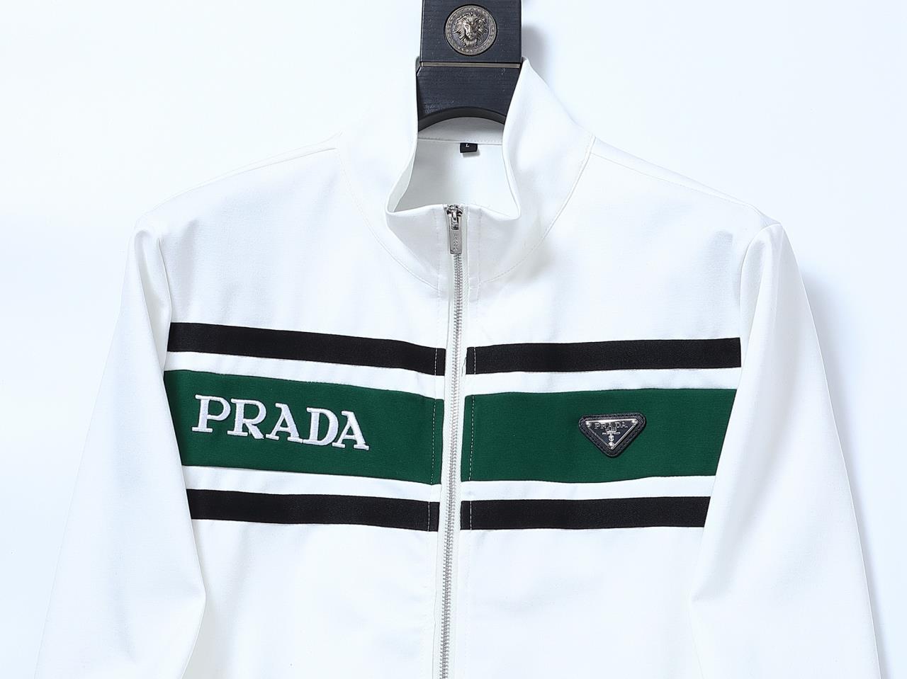 【Prada】( プラダ ) 【即日出荷】ご好評に付き再入荷！