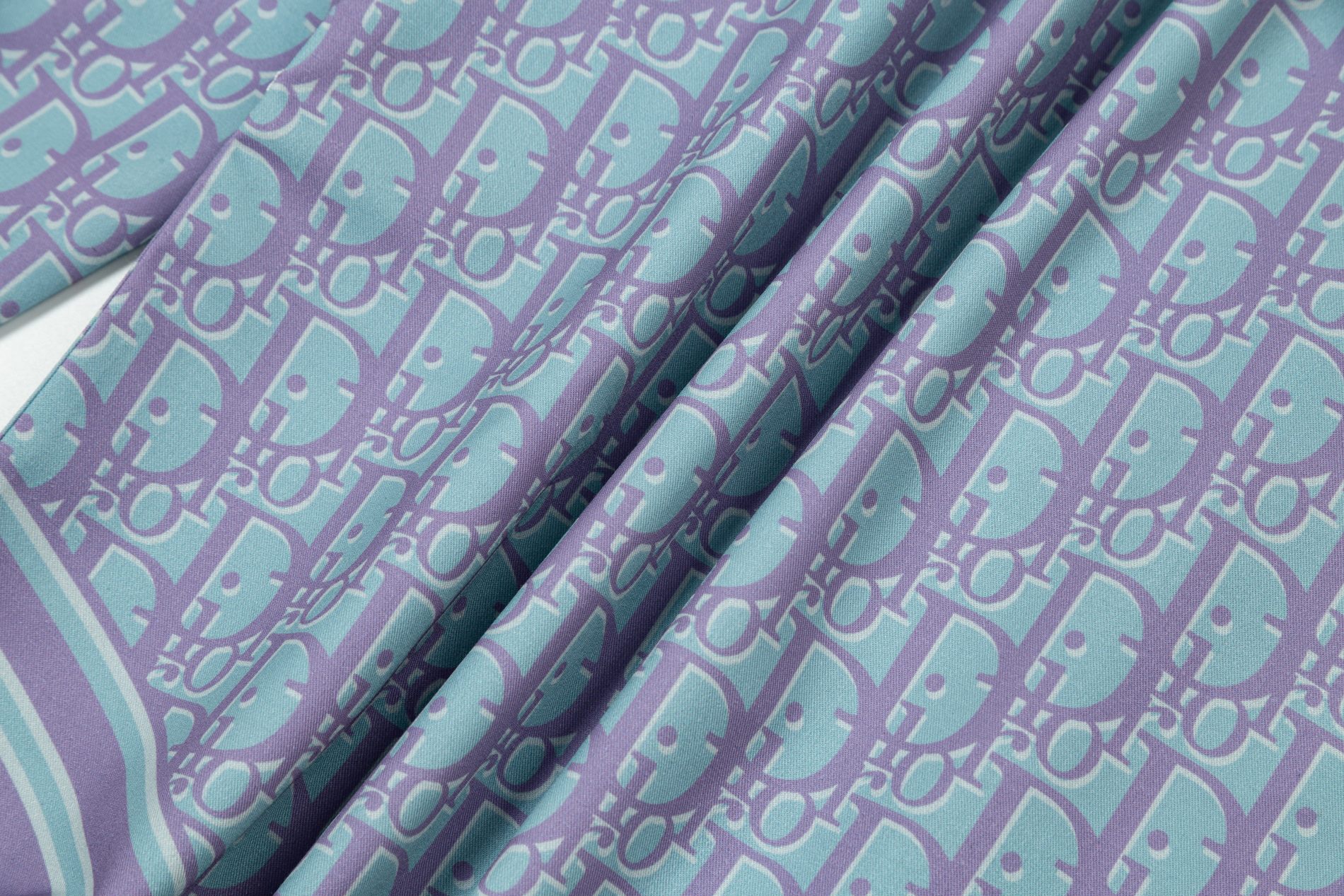 【DIOR公式 旗艦店】（ディオール）男女兼用、ご好評に付き再入荷！