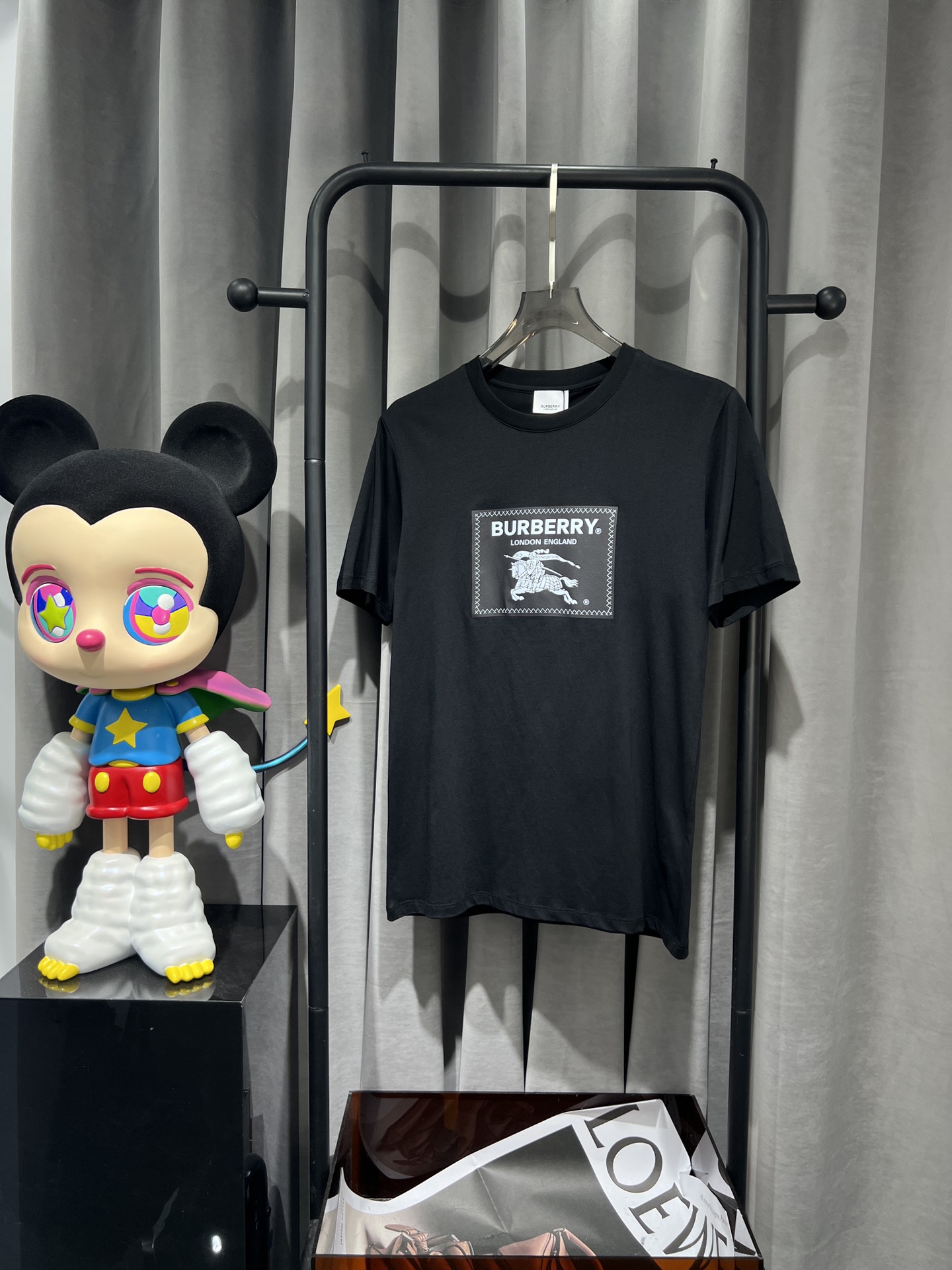 【Burberry】（バーバリー )半袖 男女兼用、ご好評に付き再入荷！