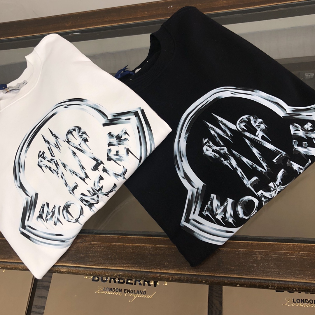 【MONCLER】モンクレール 男女兼用、ご好評に付き再入荷！