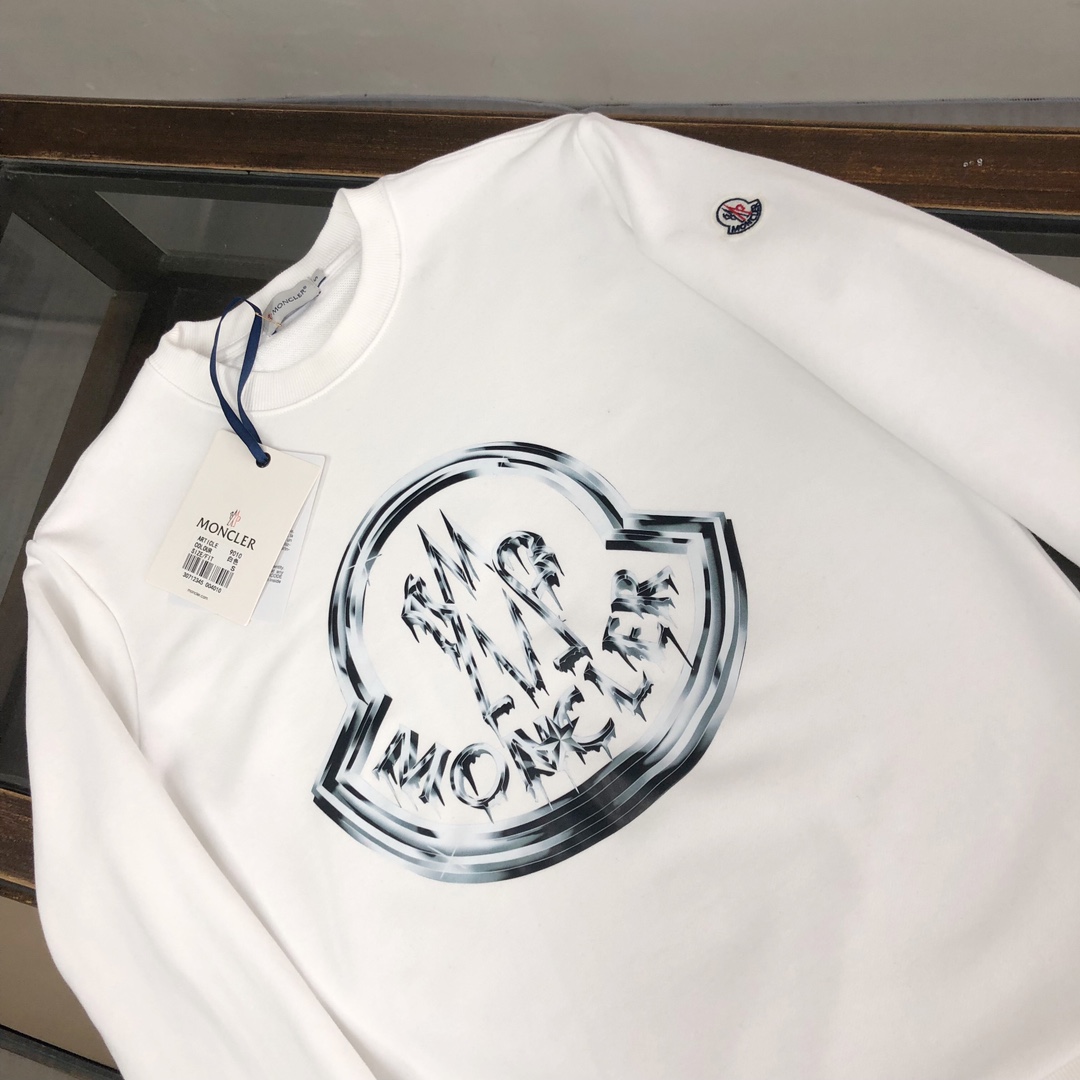 【MONCLER】モンクレール 男女兼用、ご好評に付き再入荷！