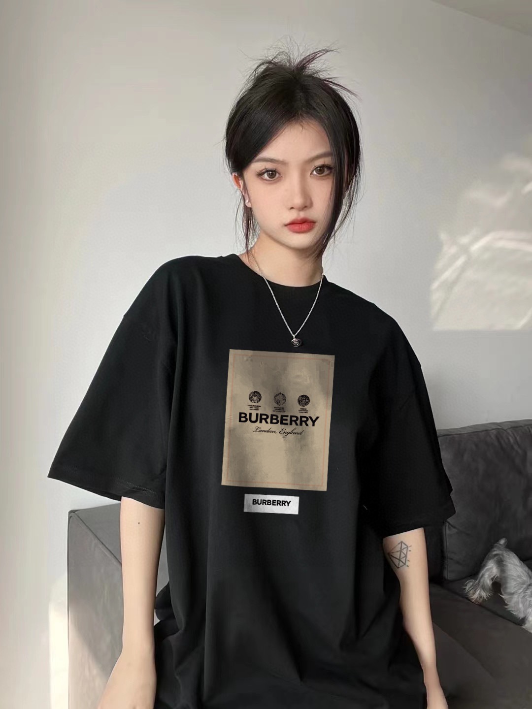 【Burberry】（バーバリー )半袖 男女兼用、ご好評に付き再入荷！