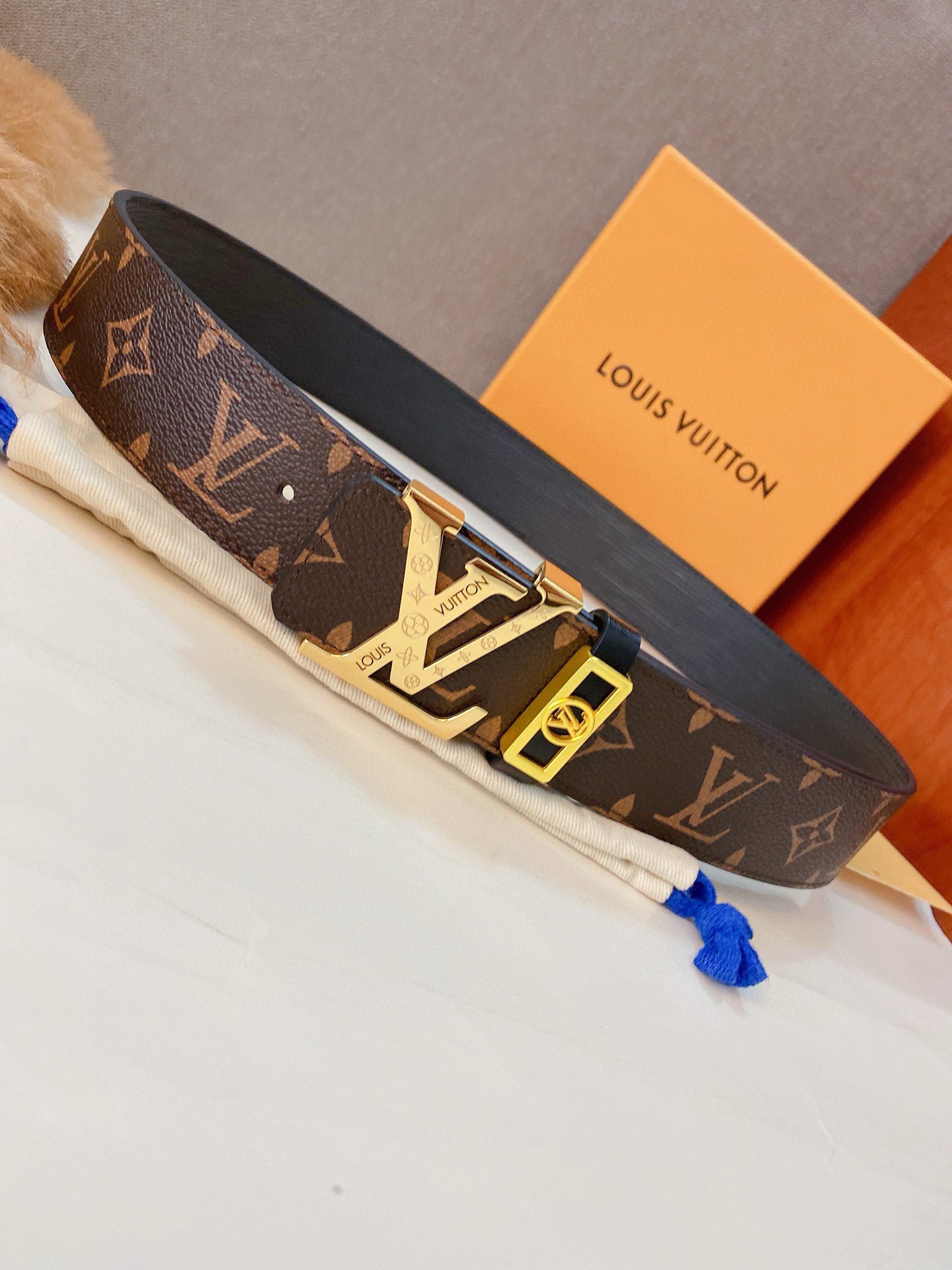 Louis Vuitton  オリジナルベースレザー水紋シリーズ