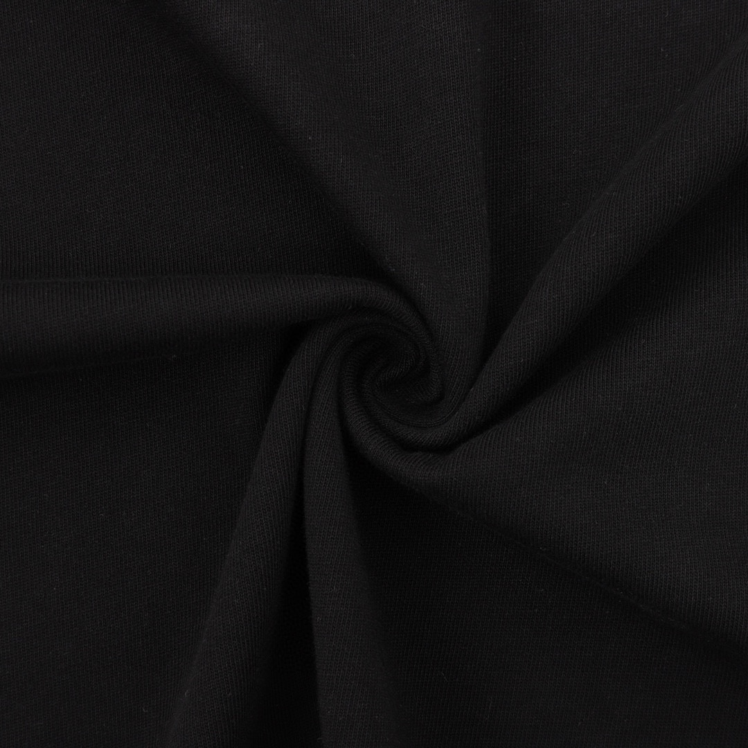 【PRADA 公式旗艦店】プラダ Tシャツご好評に付き再入荷！