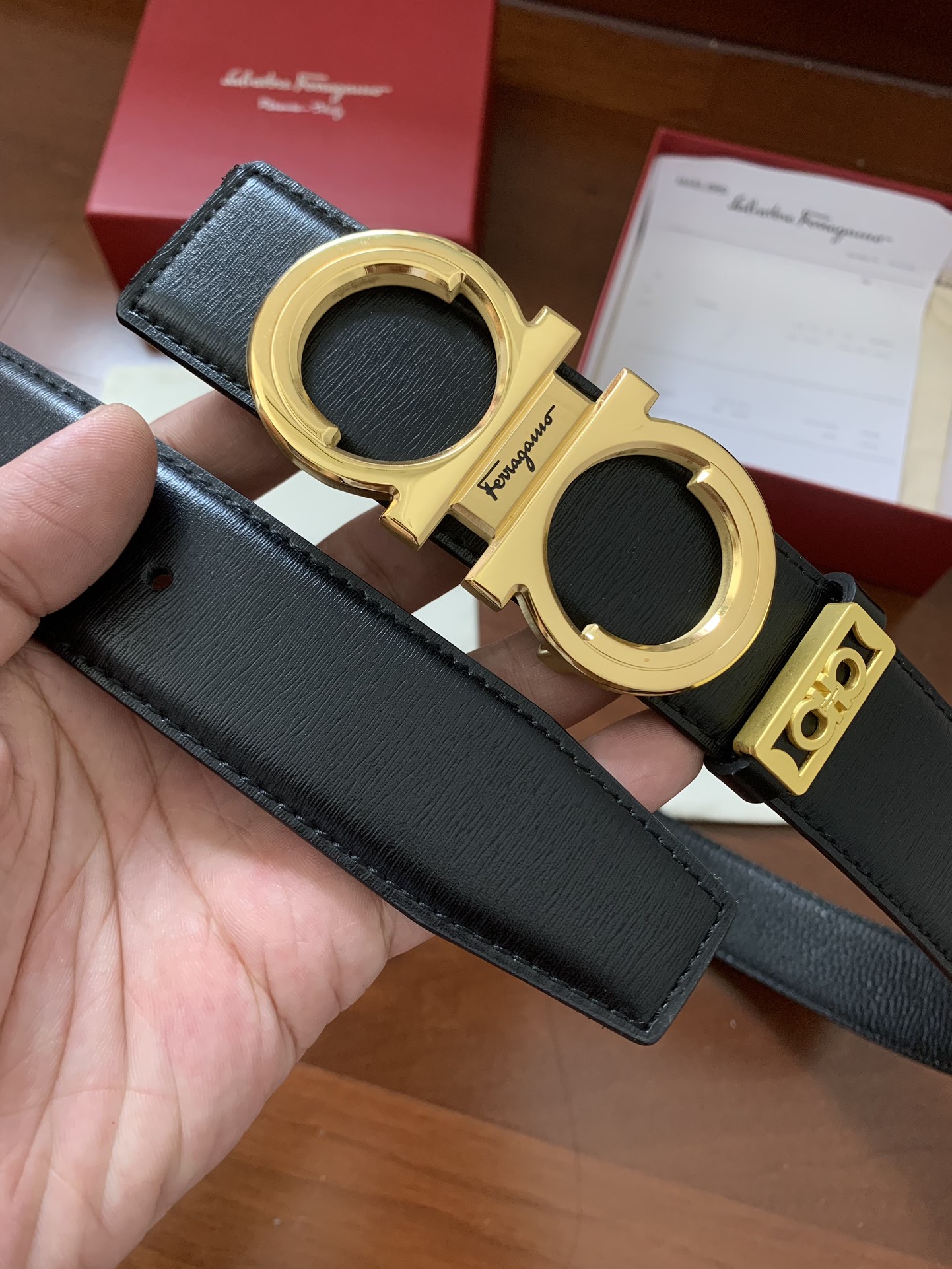 Ferragamo★オリジナル爪楊枝柄ライチ柄両面ベルト