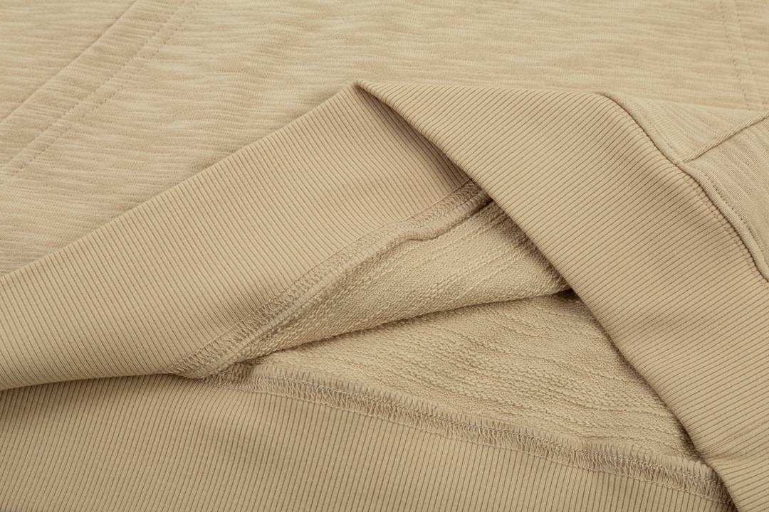 【GUCCI 公式旗艦店】グッチ ご好評に付き再入荷！！