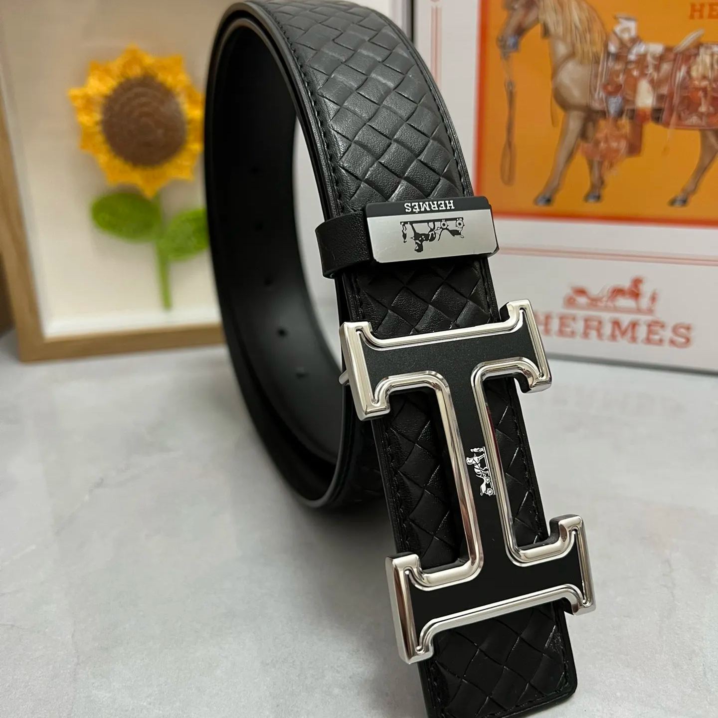 「Hermes 公式 旗艦店」ご好評に付き再入荷！！