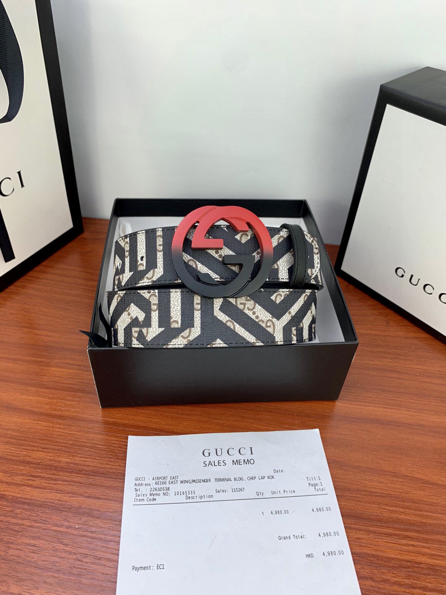 【GUCCI 公式旗艦店】クラシックGファミリーフラワーベルトボディ/初層レザーソール