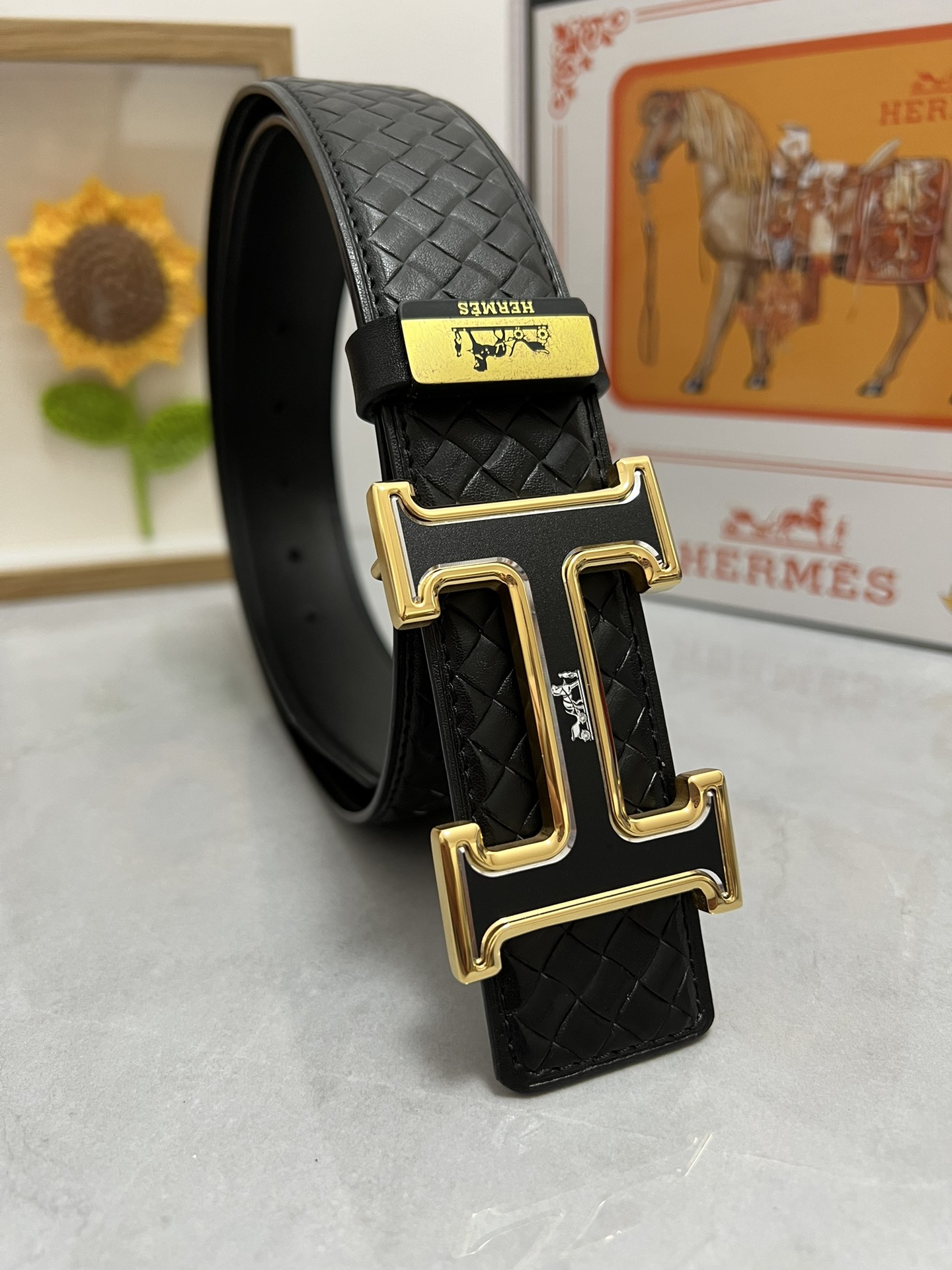 「Hermes 公式 旗艦店」ご好評に付き再入荷！！