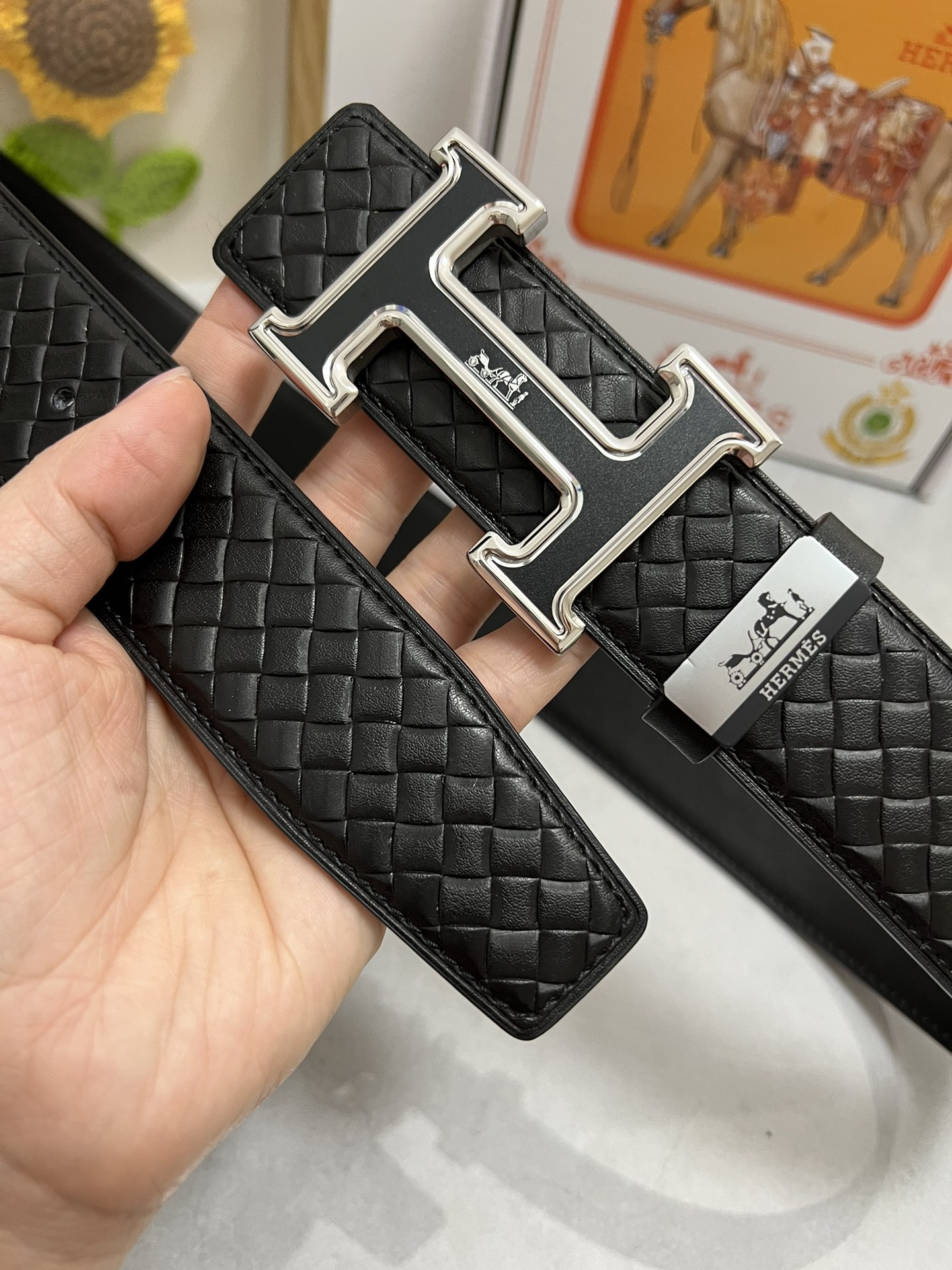 「Hermes 公式 旗艦店」ご好評に付き再入荷！！