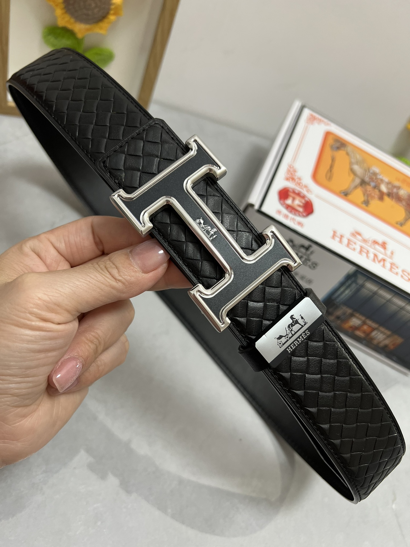 「Hermes 公式 旗艦店」ご好評に付き再入荷！！