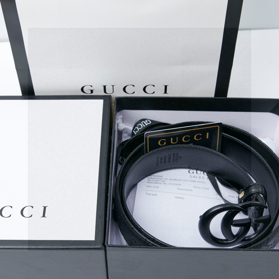 【GUCCI 公式旗艦店】ダブルGバックルの超万能スタイル