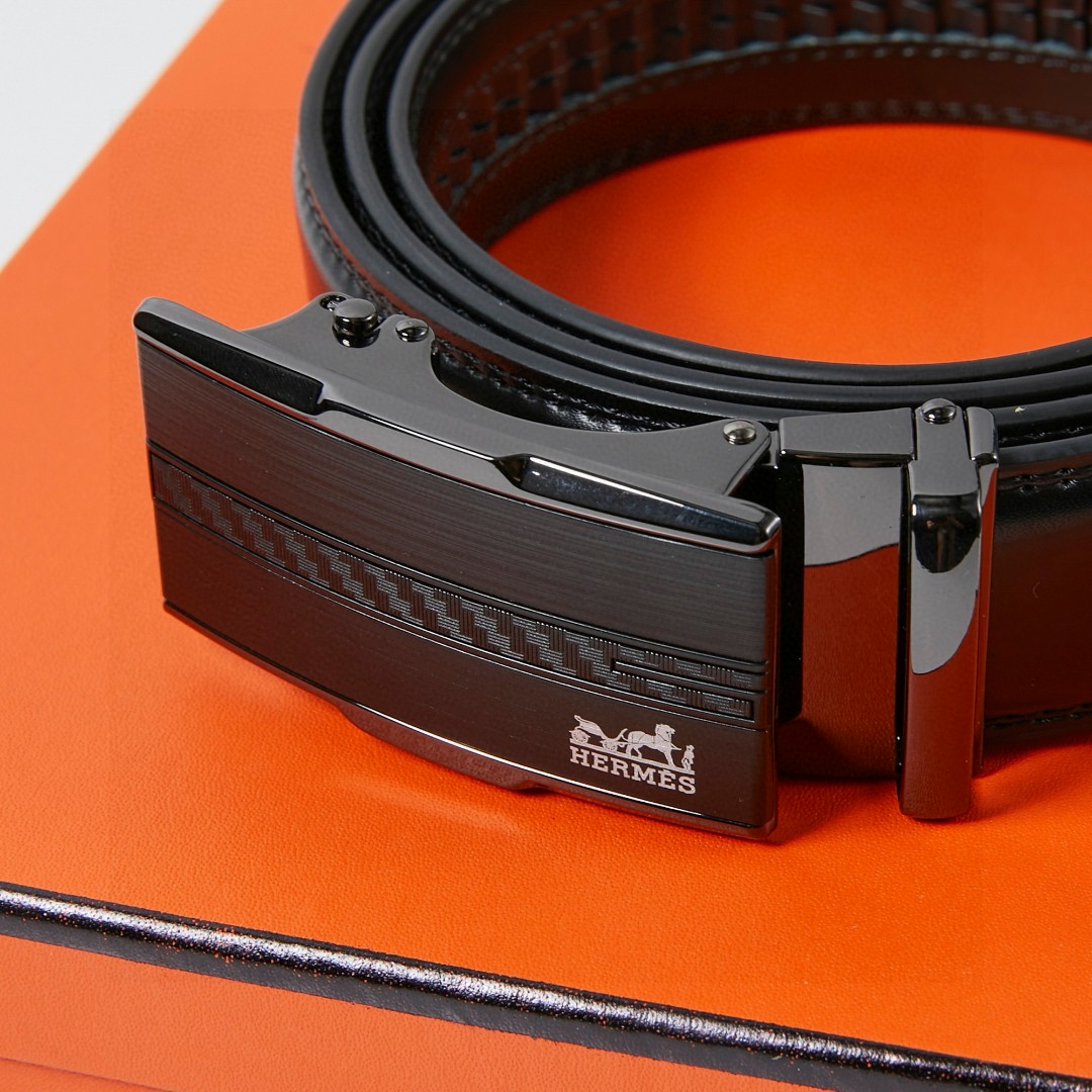 「Hermes 公式 旗艦店」ご好評に付き再入荷！！