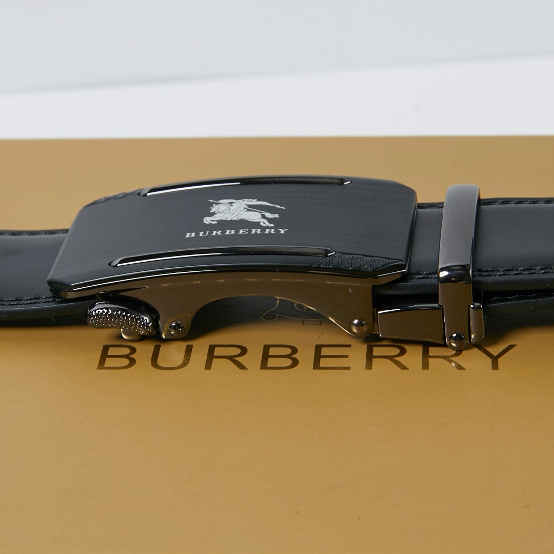 【BUREERRY公式 旗艦店】（バーバリー）ご好評に付き再入荷！