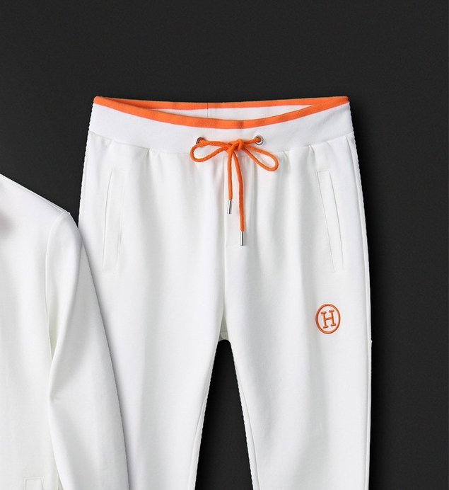 「Hermes 公式 旗艦店」ご好評に付き再入荷！！