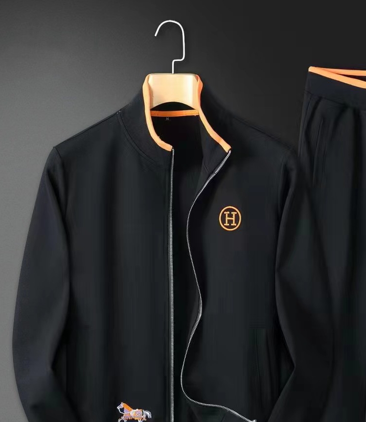 「Hermes 公式 旗艦店」ご好評に付き再入荷！！