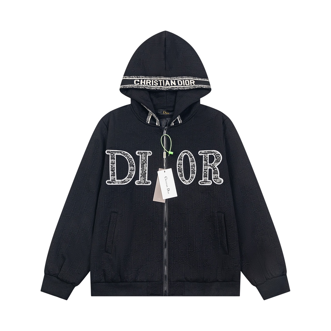 【 Dior 旗艦店】ご好評に付き再入荷！！