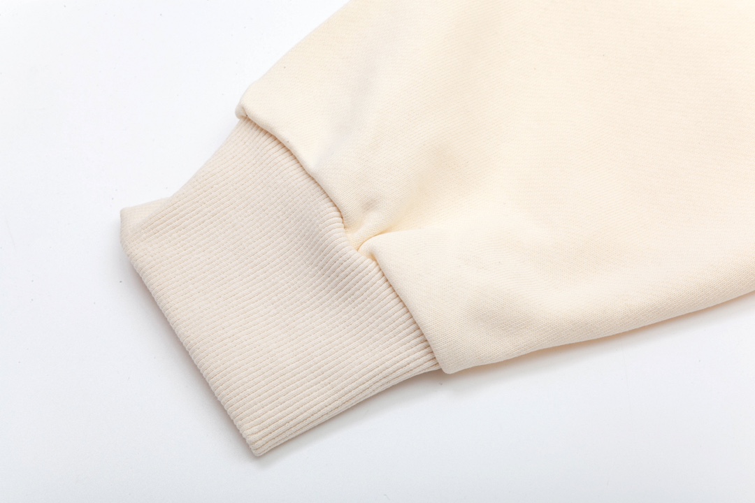 【GUCCI 公式旗艦店】好評に付き再入荷！