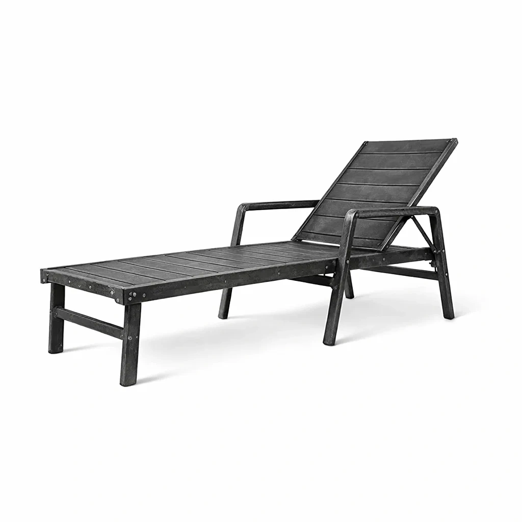 Outdoor lounge chair