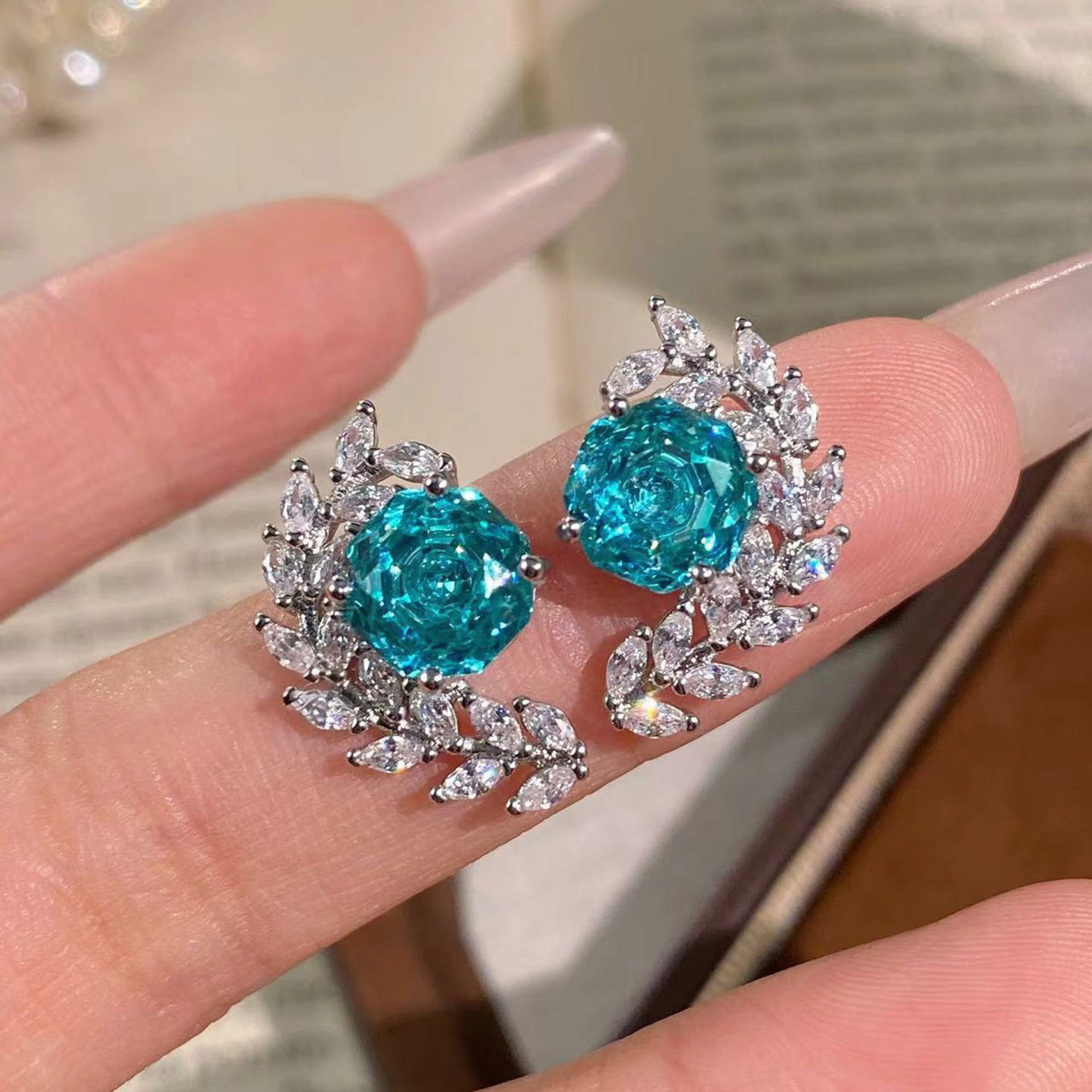 Rose Cut Zirconia Jewelry Set - Floral