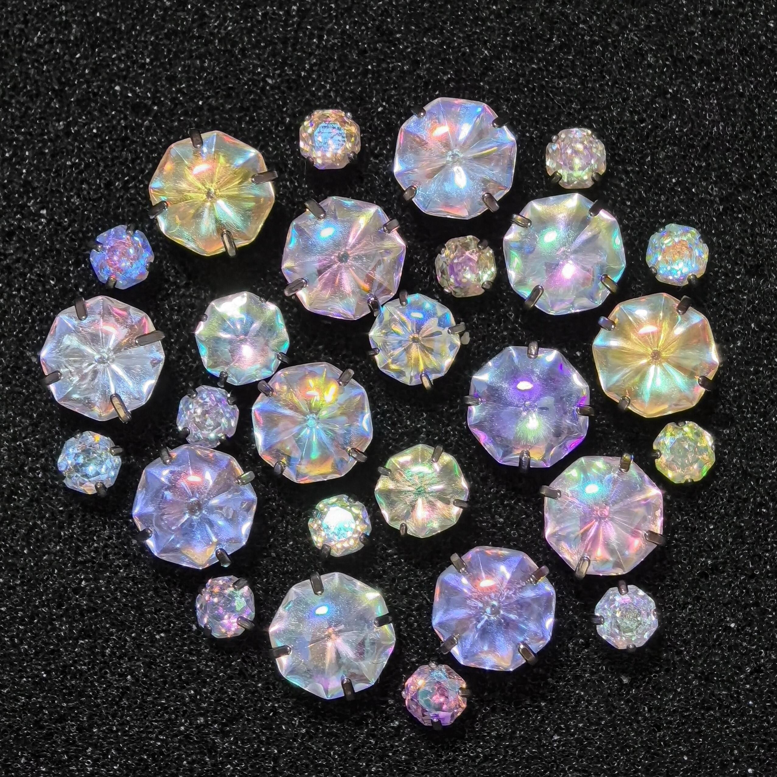 Different colored Jellyfish Cut earrings