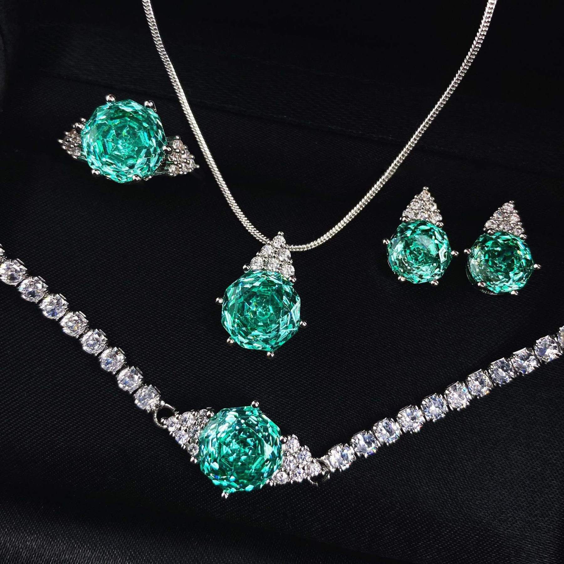 Rose Cut Jewelry Set-Triangle