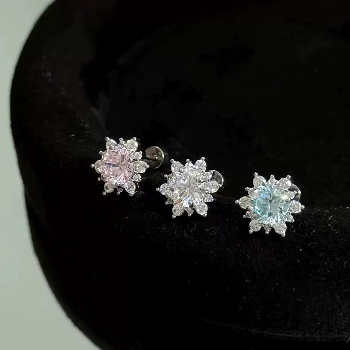 Snowflake Zirconia Stud Earrings