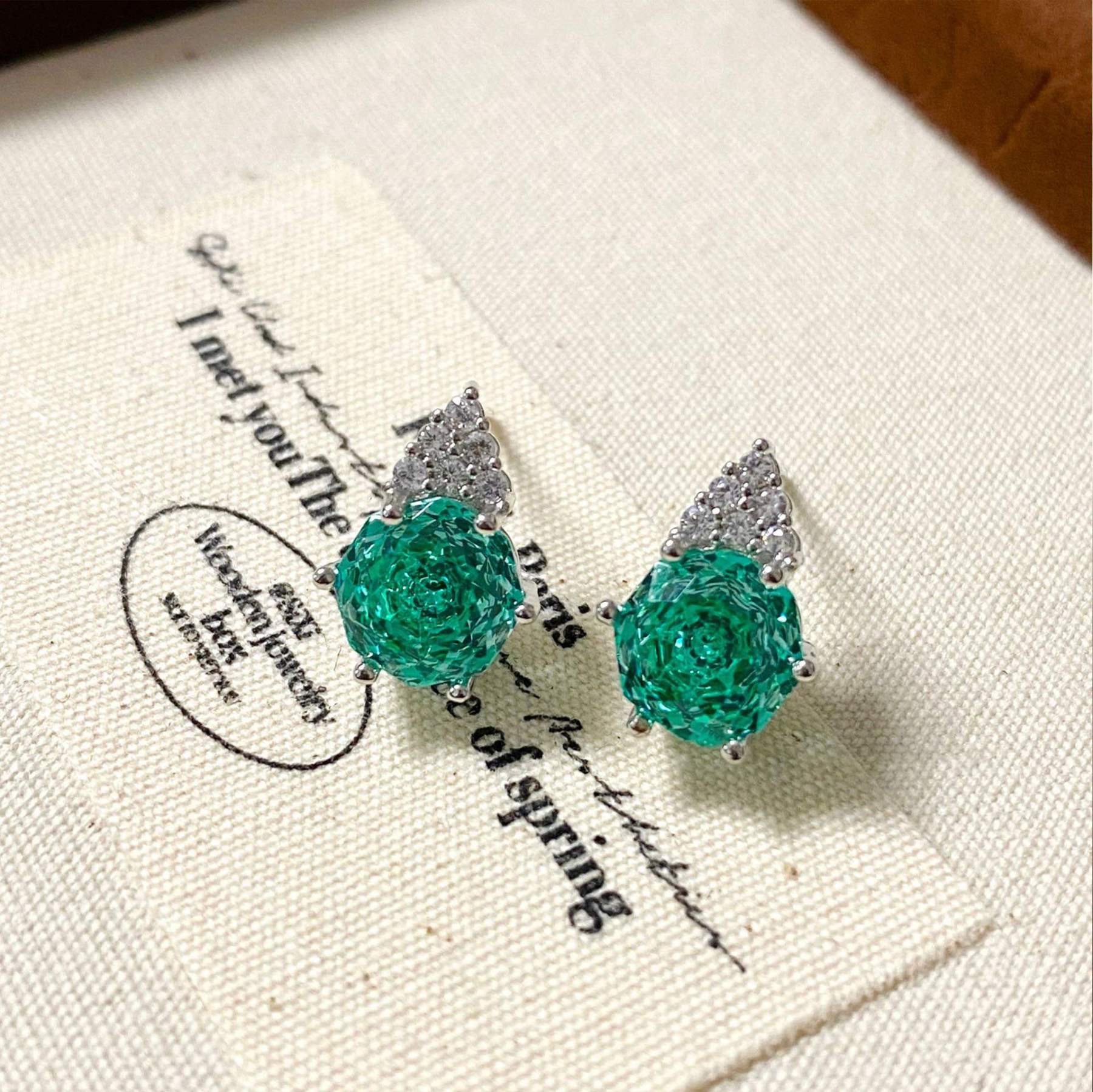 Rose Cut Jewelry Set-Triangle