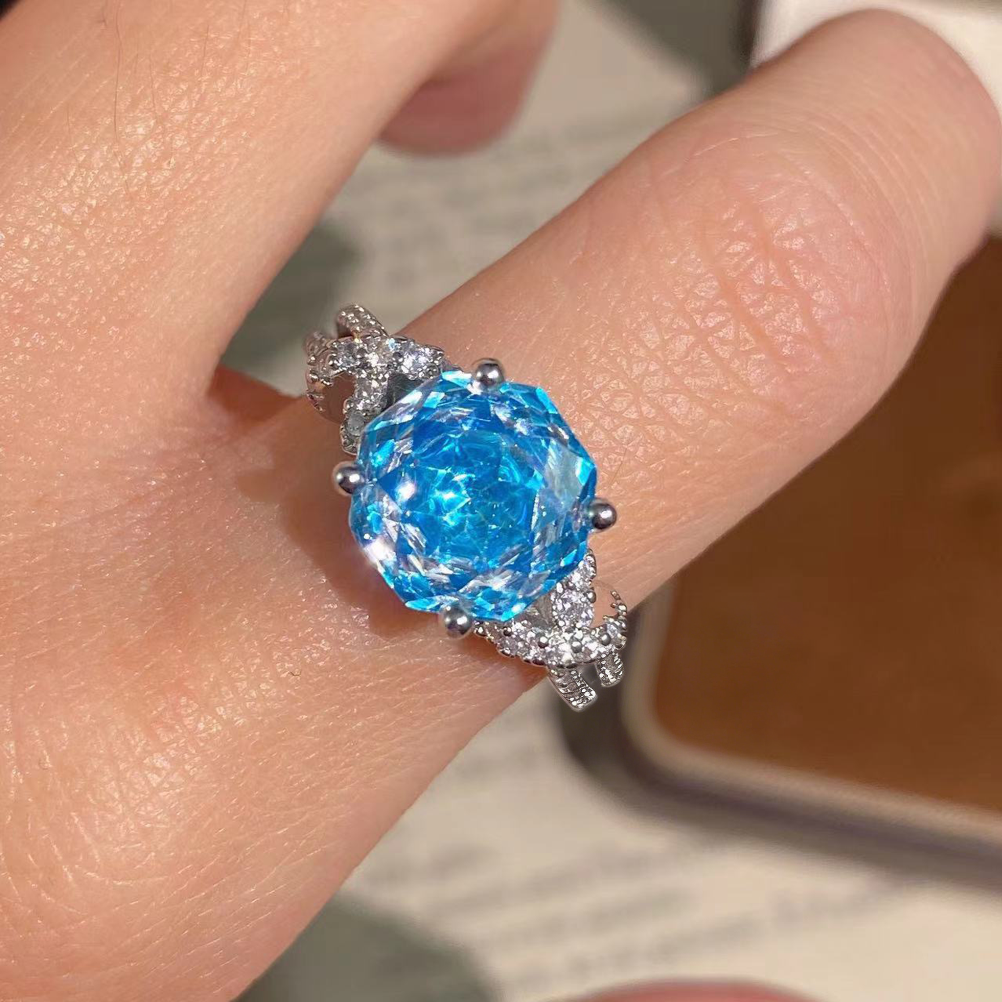 Rose Cut Zirconia Open Ring - Ribbon