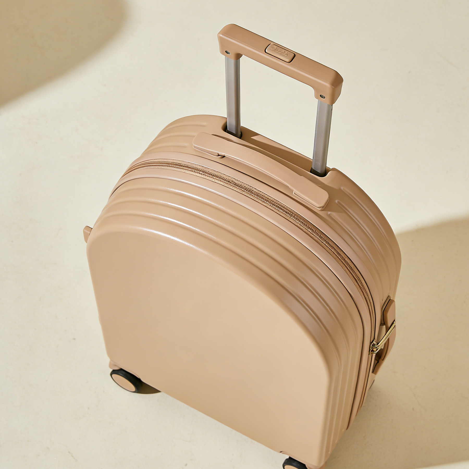 大容量拉桿行李箱