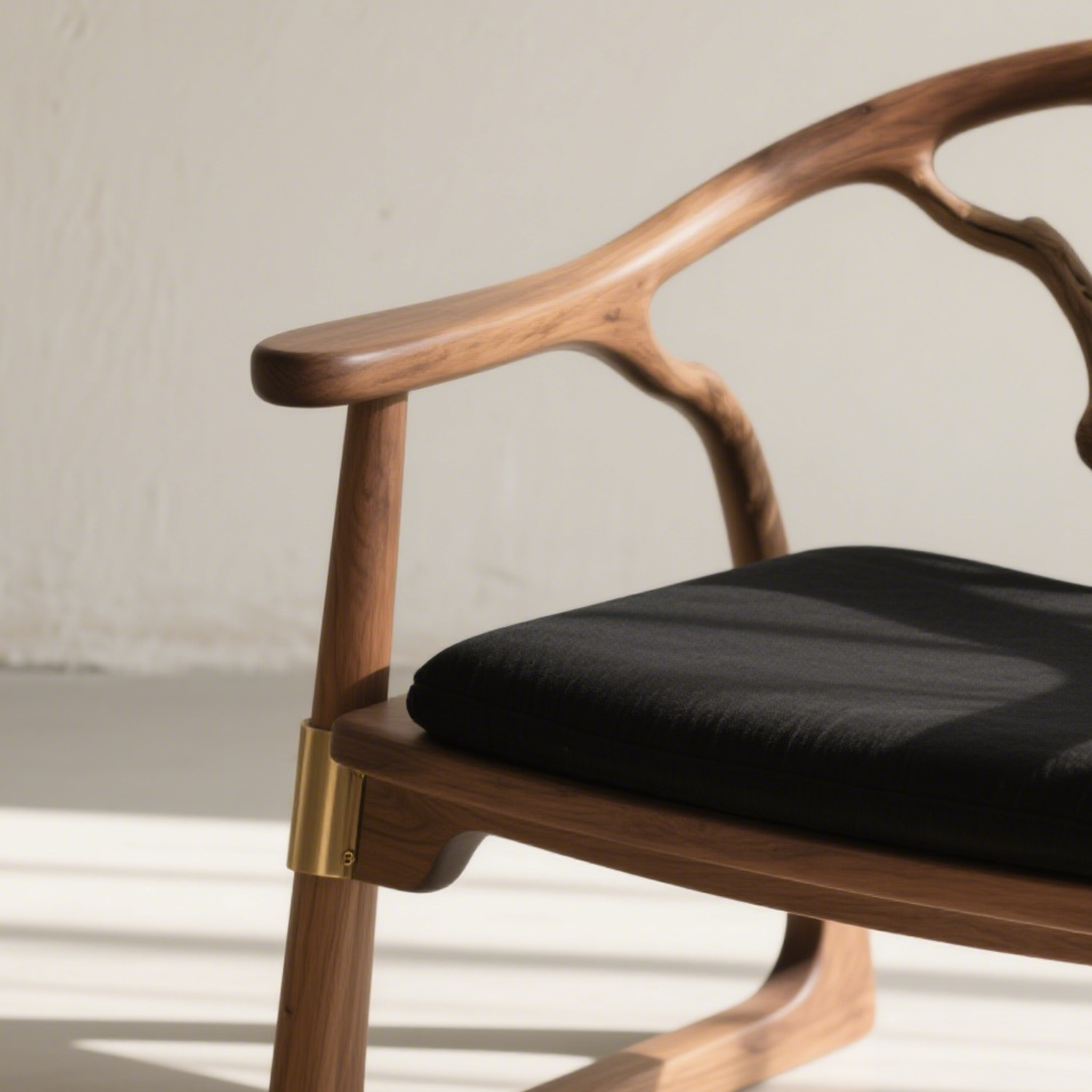 北歐風格實木單人椅細節特寫