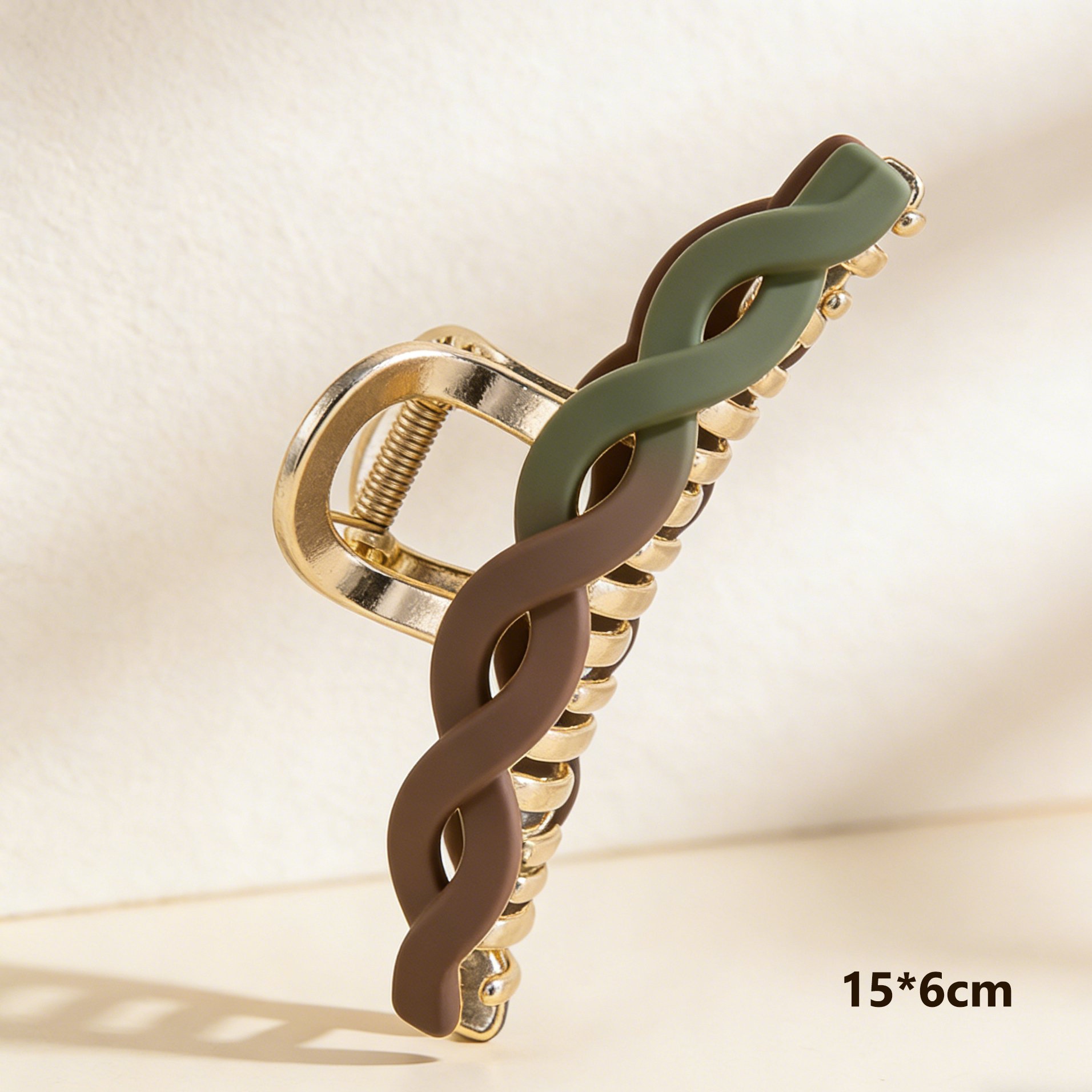 三款不同顏色的頭髮抓夾