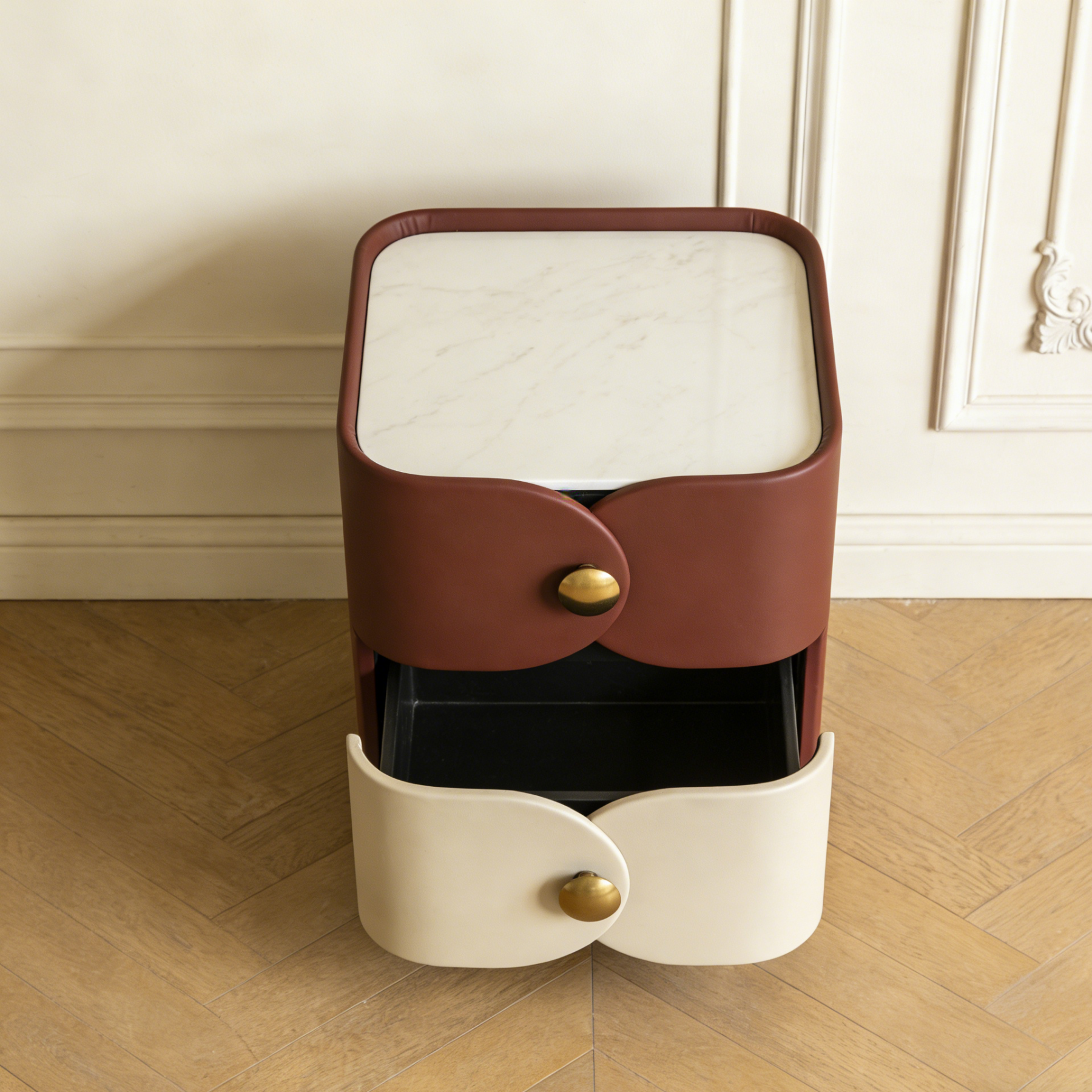 現代簡約床頭櫃