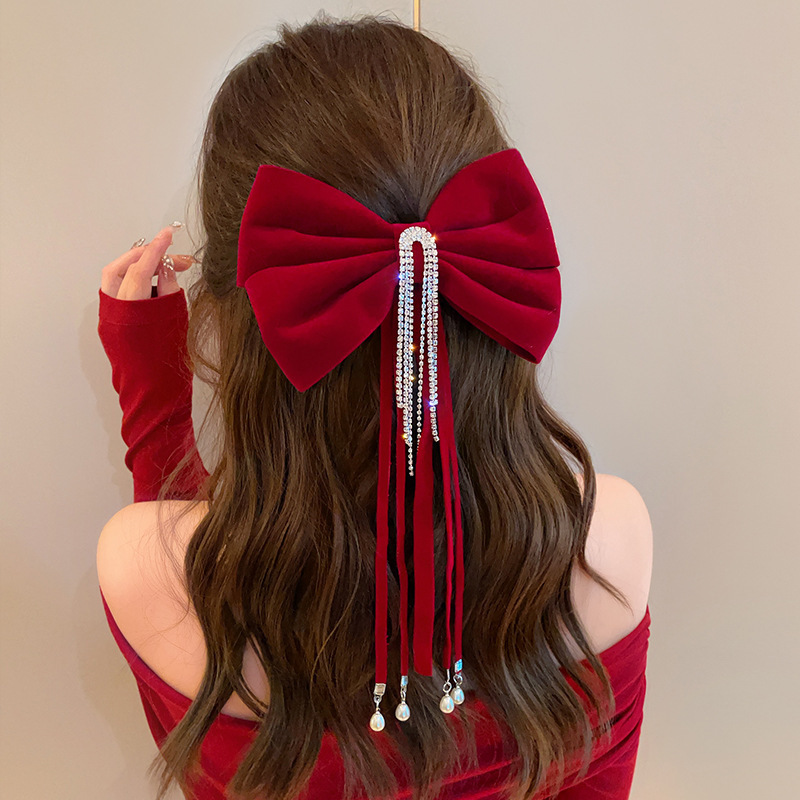 Spring clip hair accessories for women