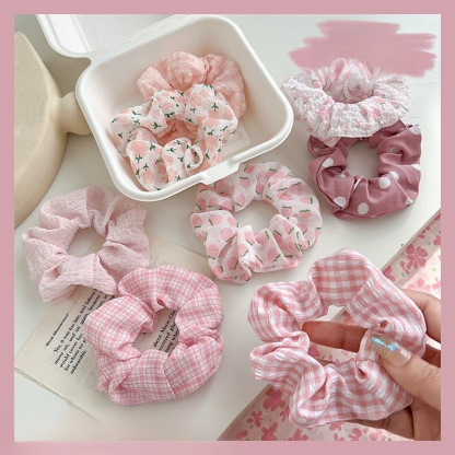 Fashionable hair ties