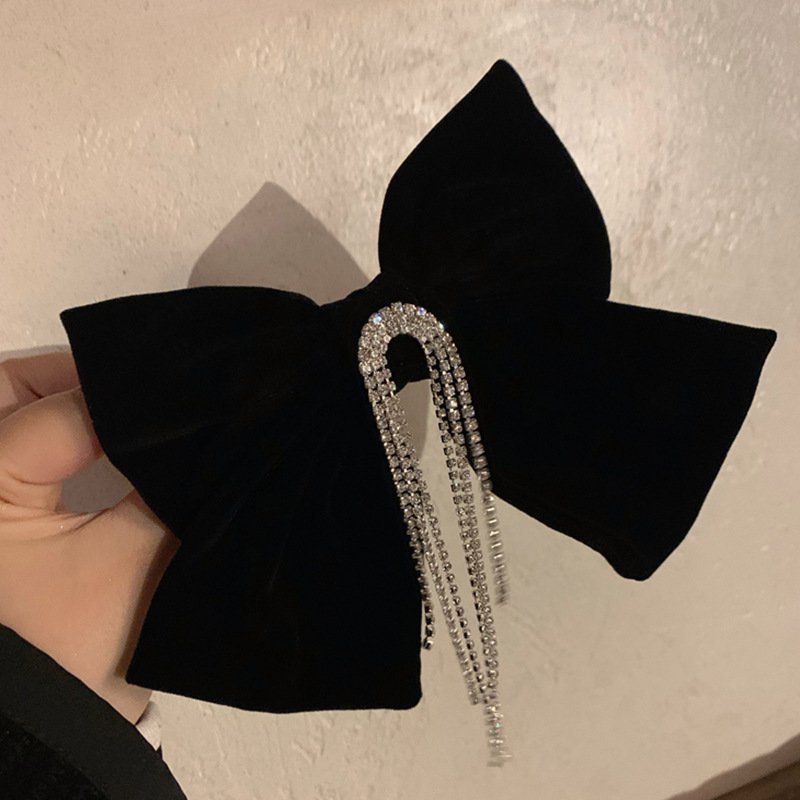 Spring clip hair accessories for women