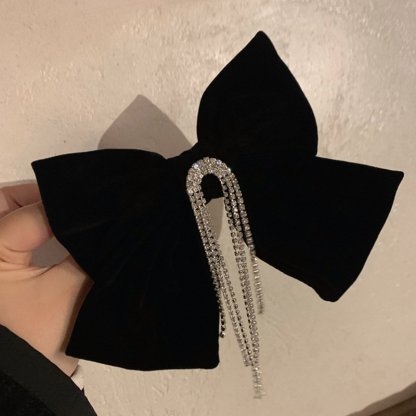 Spring clip hair accessories for women