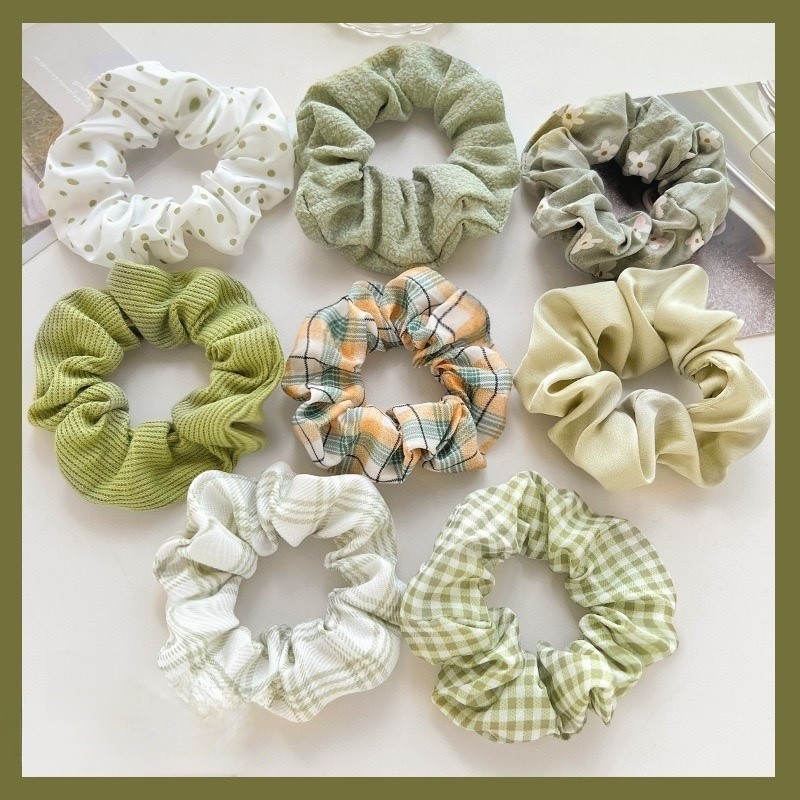 Fashionable hair ties