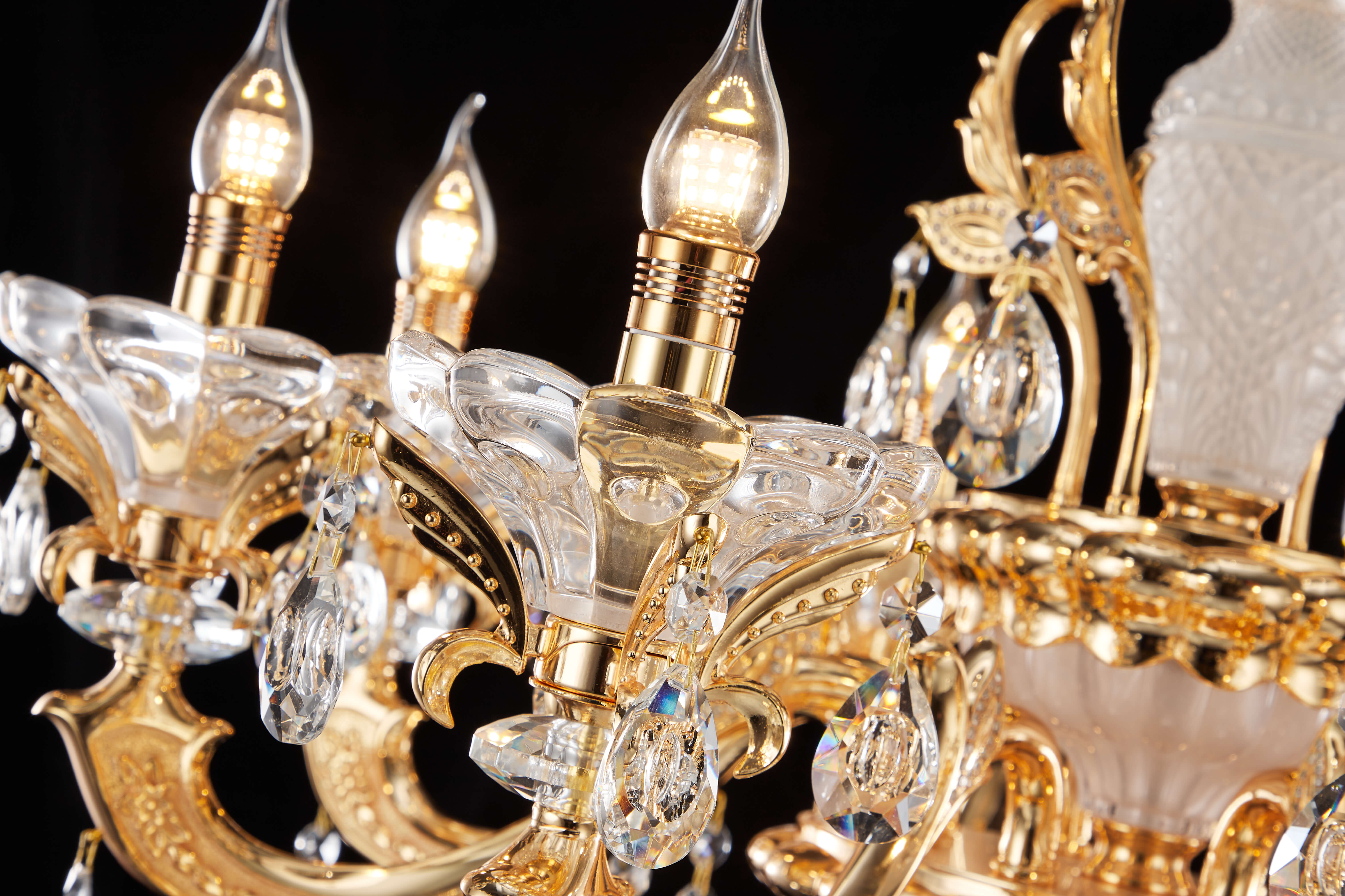 French Gold Brass Crystal Chandelier for Villa & Foyer