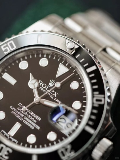 サブマリーナー41 mmオイスター、41 mm、オイスタースチール、リファレンス 124060