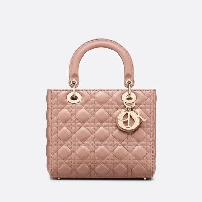 【Dior】朝比奈彩さん、新木優子さん、中村アンさんなど、世界的セレブも愛用する同項 のLADY DIOR ミディアムバッグ！