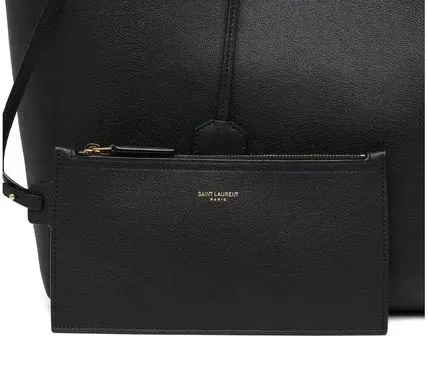 ✨【Saint Laurent 】上質なレザー素材長く愛用できるアイテムとしておすすめです🎉 サンローラン_ショッピング トート