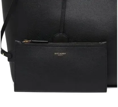 ✨【Saint Laurent 】上質なレザー素材長く愛用できるアイテムとしておすすめです🎉 サンローラン_ショッピング トート