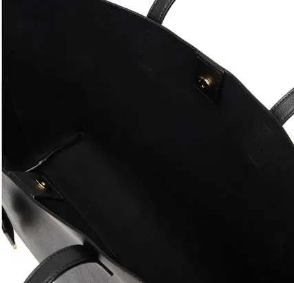 ✨【Saint Laurent 】上質なレザー素材長く愛用できるアイテムとしておすすめです🎉 サンローラン_ショッピング トート